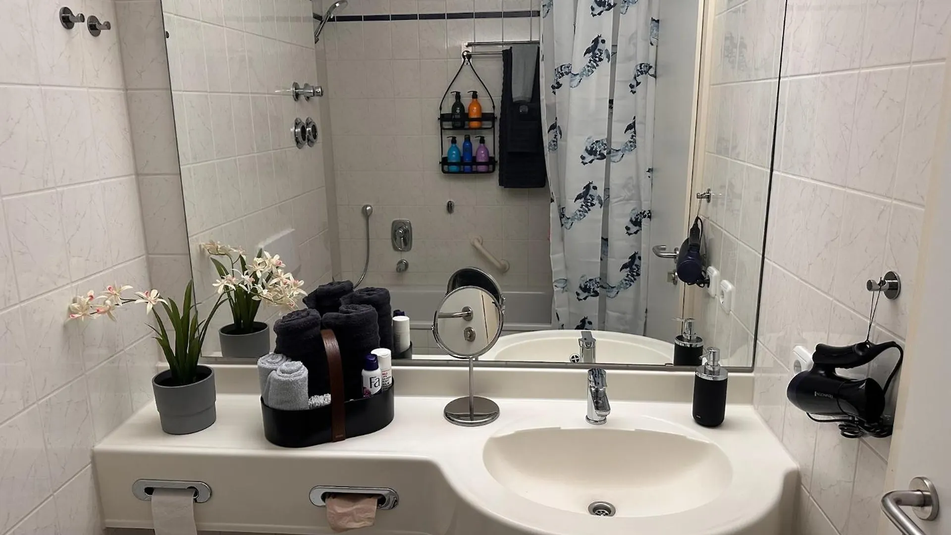 Appartement Urhome 22 City, Airport, Messe, Auto-,Strassenbahn Neurenberg